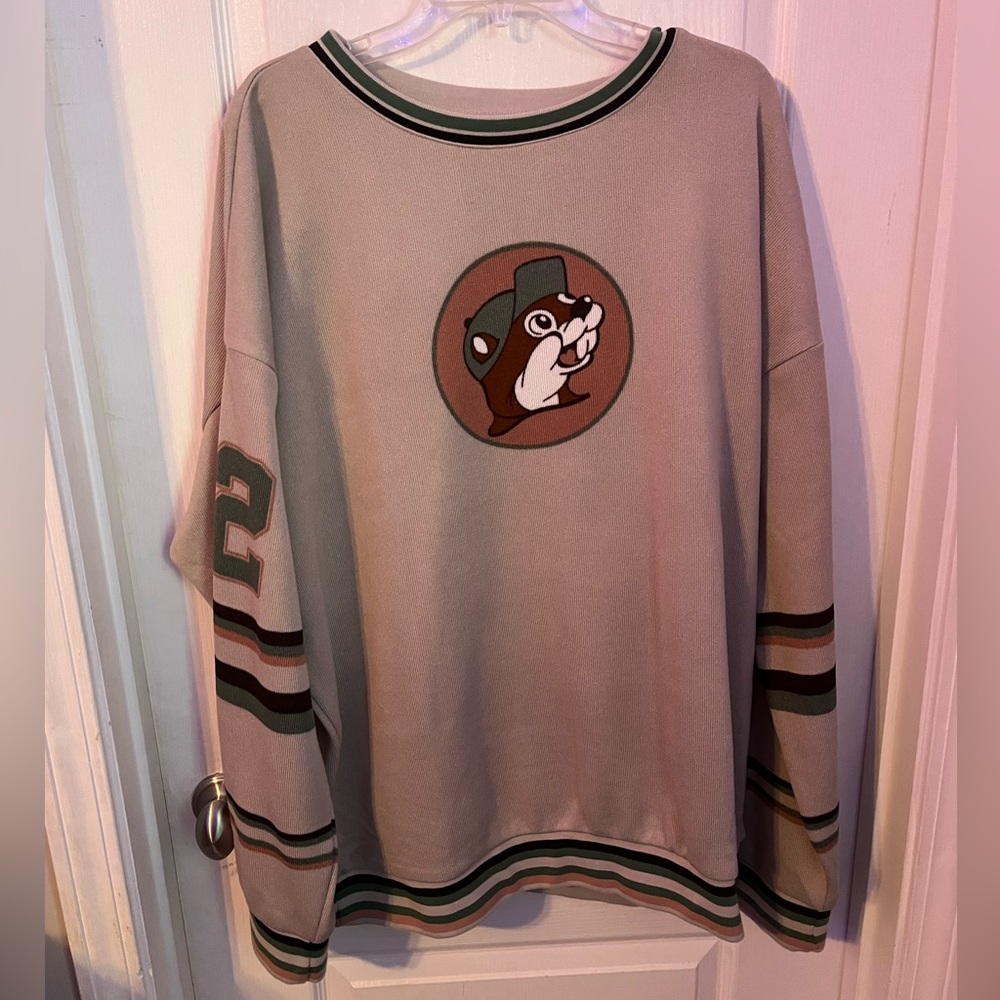 Bucees crew-neck